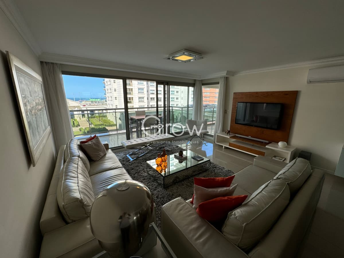 Apartamento en torre de lujo
