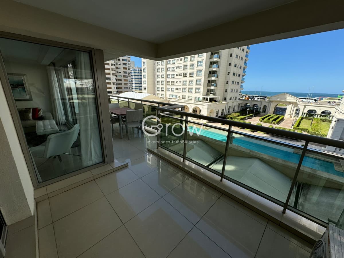 Apartamento en torre de lujo