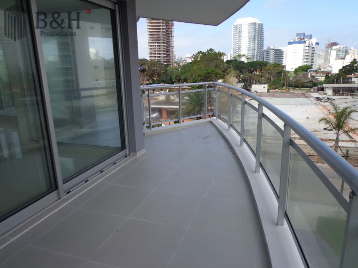 Mansa a metros del mar