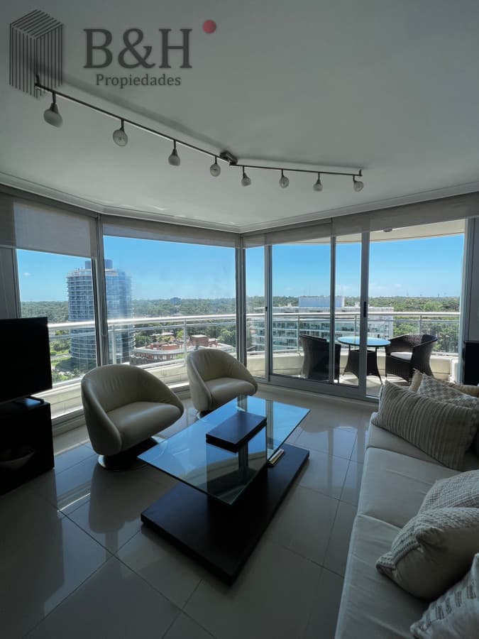 Apartamento en Roosevelt - Punta del Este