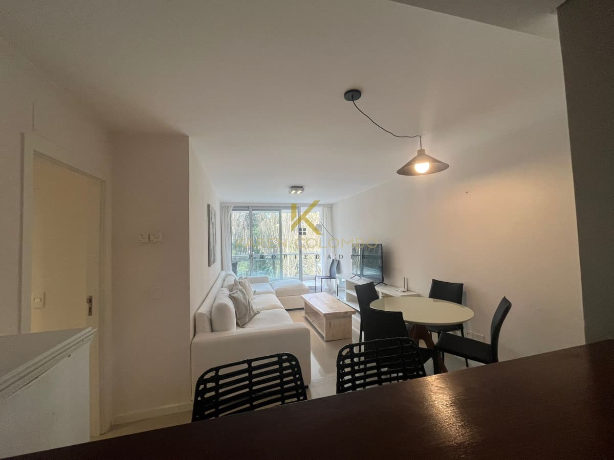 Apartamento de 2 dormitorios en Edificio Be Punta , Punta del este , Playa Brava
