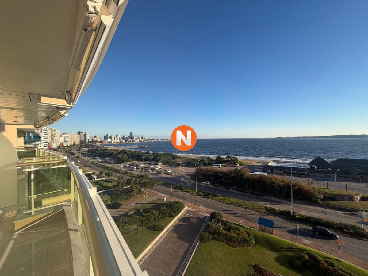 Apartamento de 3 dormitorios en Punta del este , Playa Mansa ...