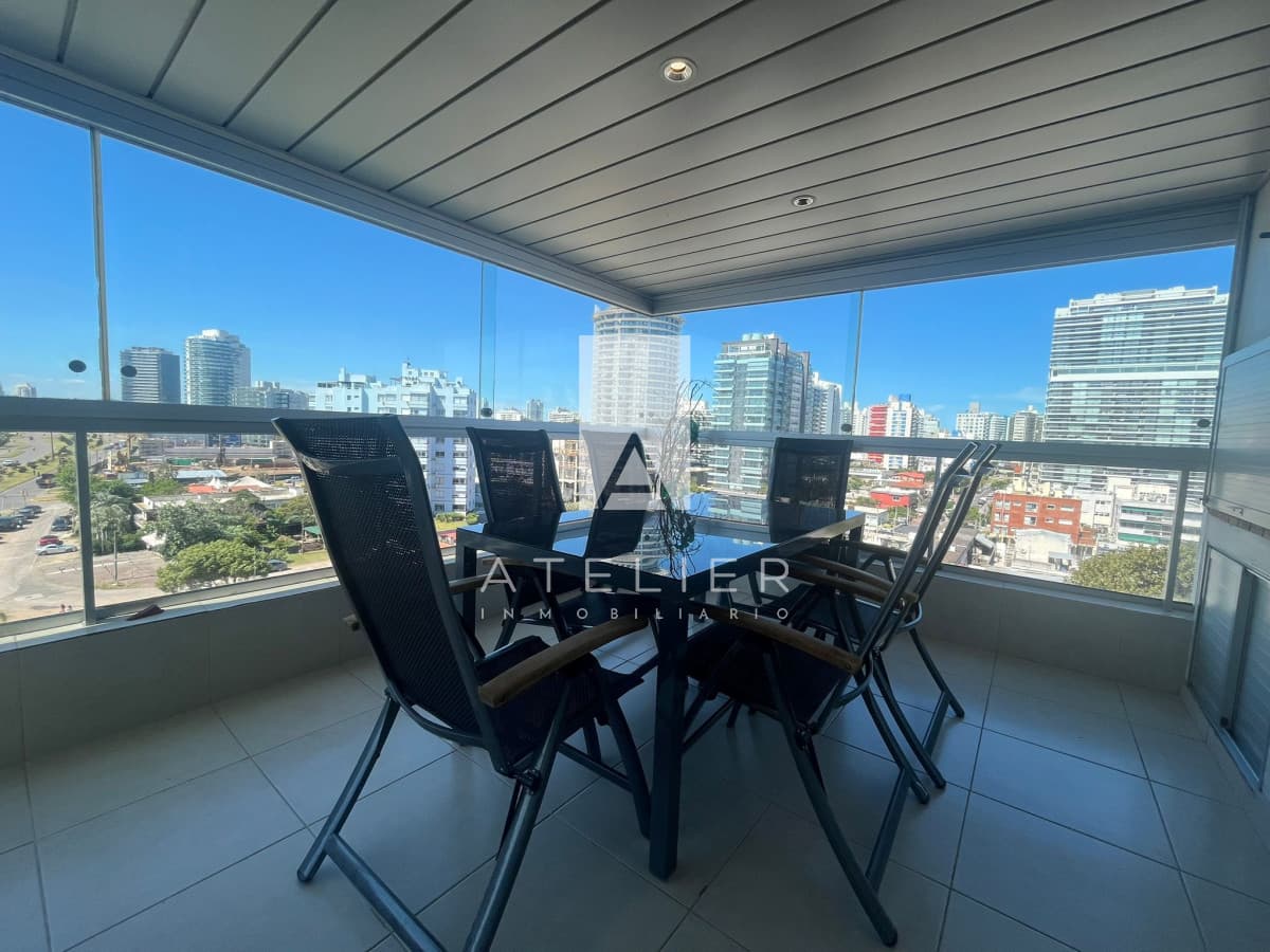Venta de apartamento Parada 2 próximo a playa mansa y brava