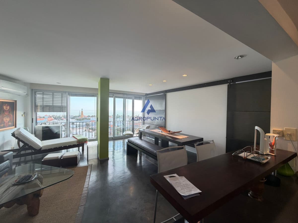 Apartamento en venta de 2 dormitorios en Punta del este , Península