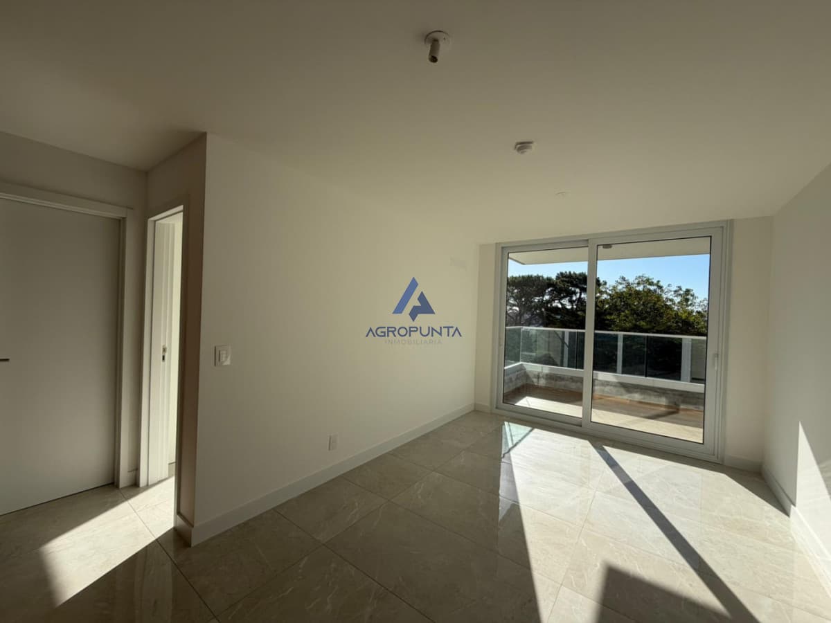 Apartamento en venta de 1 dormitorio en Punta del este , Aidy Grill , playa brava
