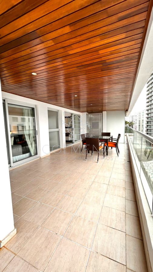 espectacular apartamento de 2 dormitorios en plena brava!