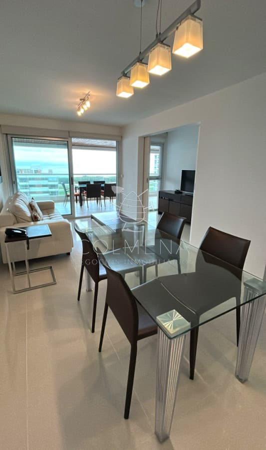 espectacular apartamento de 2 dormitorios en plena brava!