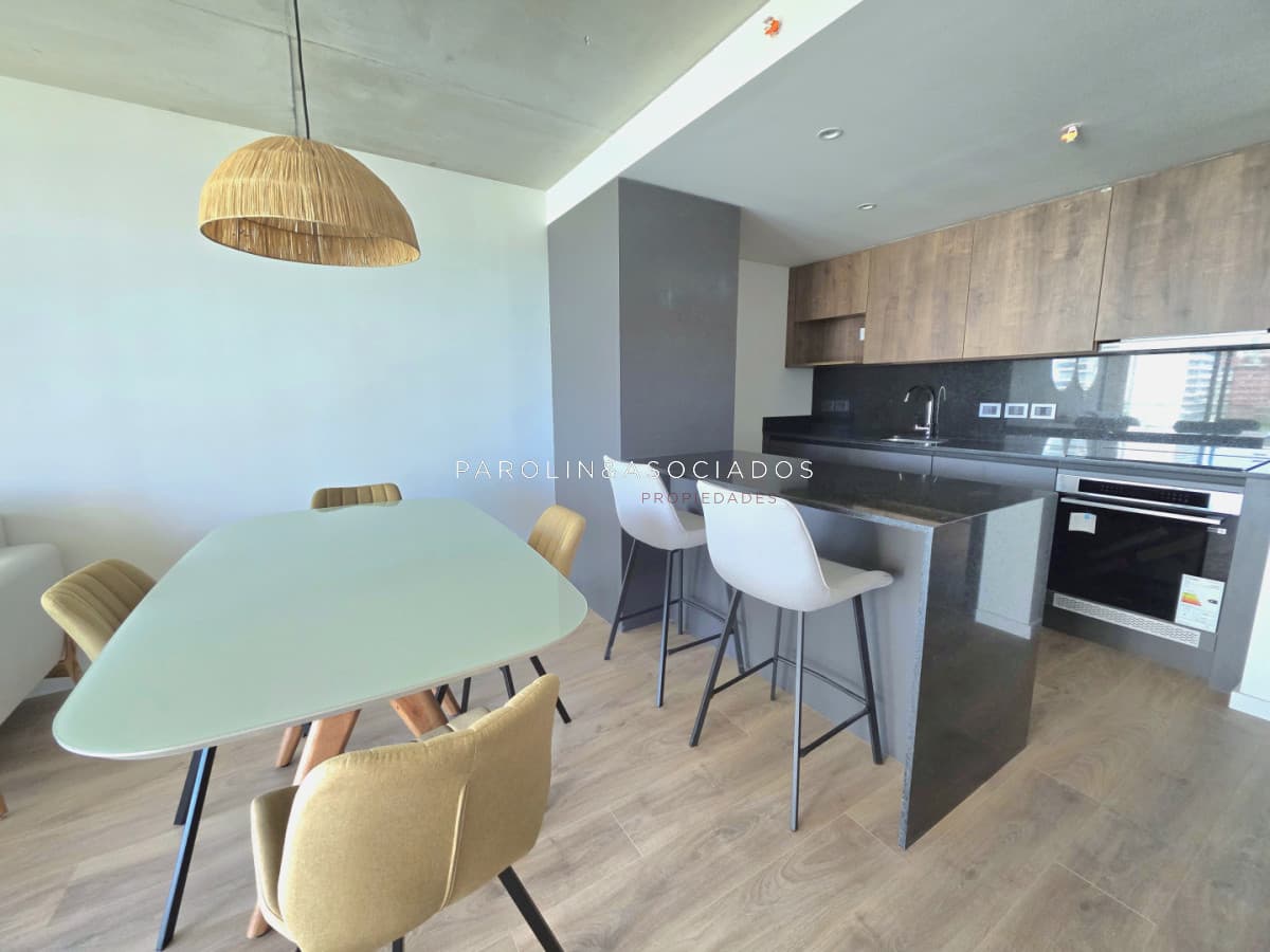 Apartamento en venta 2 dormitorios en Torres del este