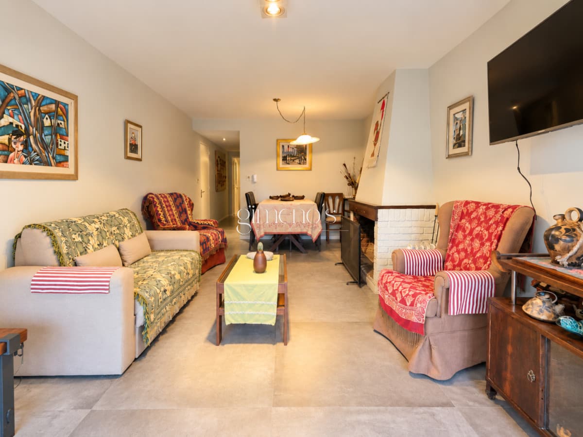 VENTA APARTAMENTO TIPO CASA EN PRIMERA LINEA DE PLAYA MANSA