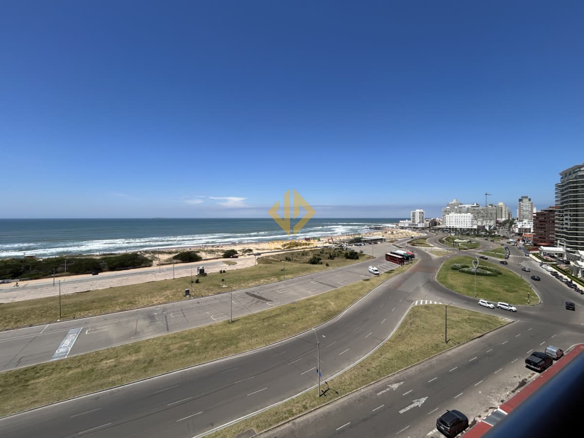Apartamento 2 Dormitorios Frente Al Mar Marenostrum Playa Brava Punta del Este