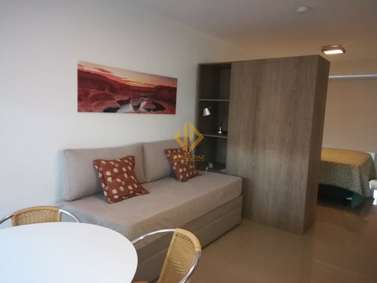 En Altos del Puerto, edificio de moderno concepto.