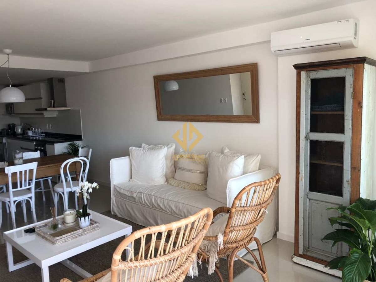 Apartamento practicamente a estrenar