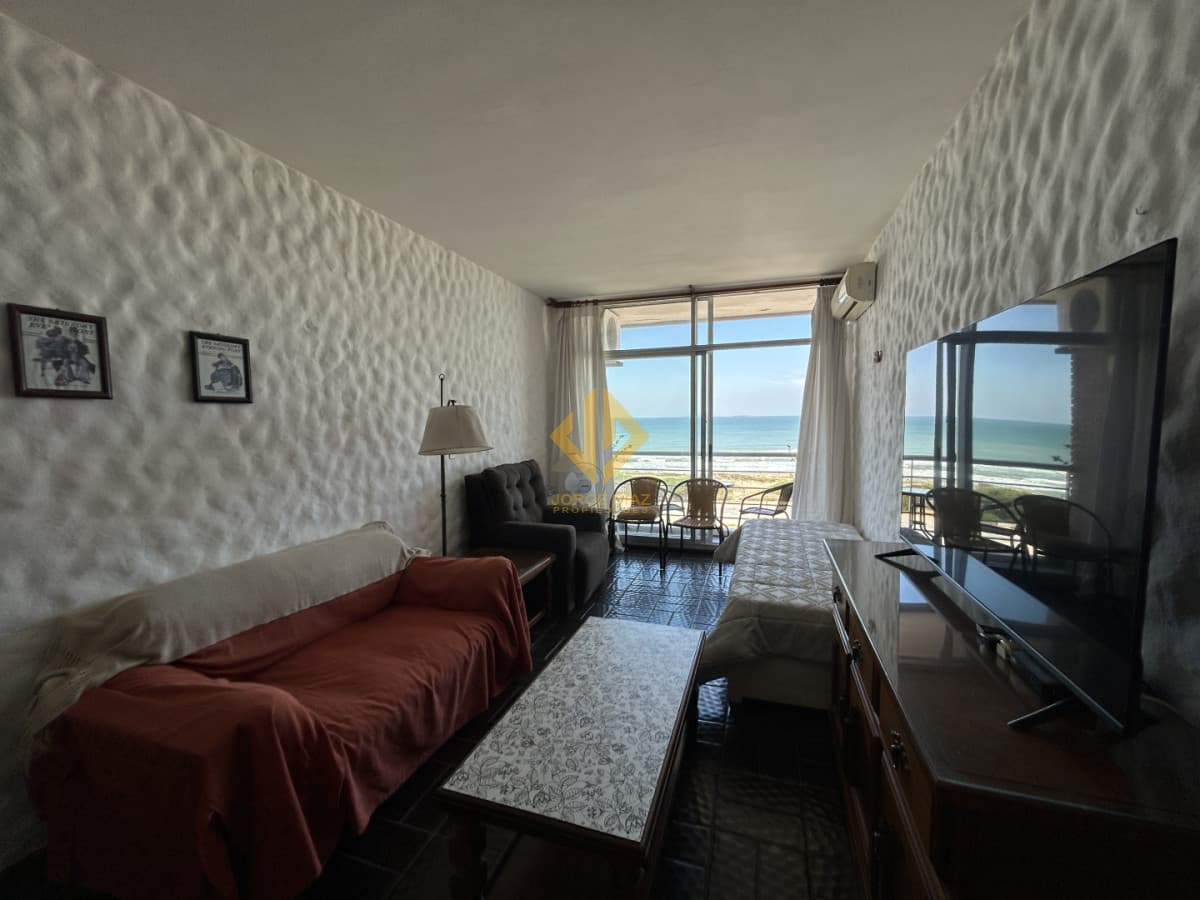 Apartamento 2 Dormitorios Frente Al Mar Marenostrum Playa Brava Punta del Este