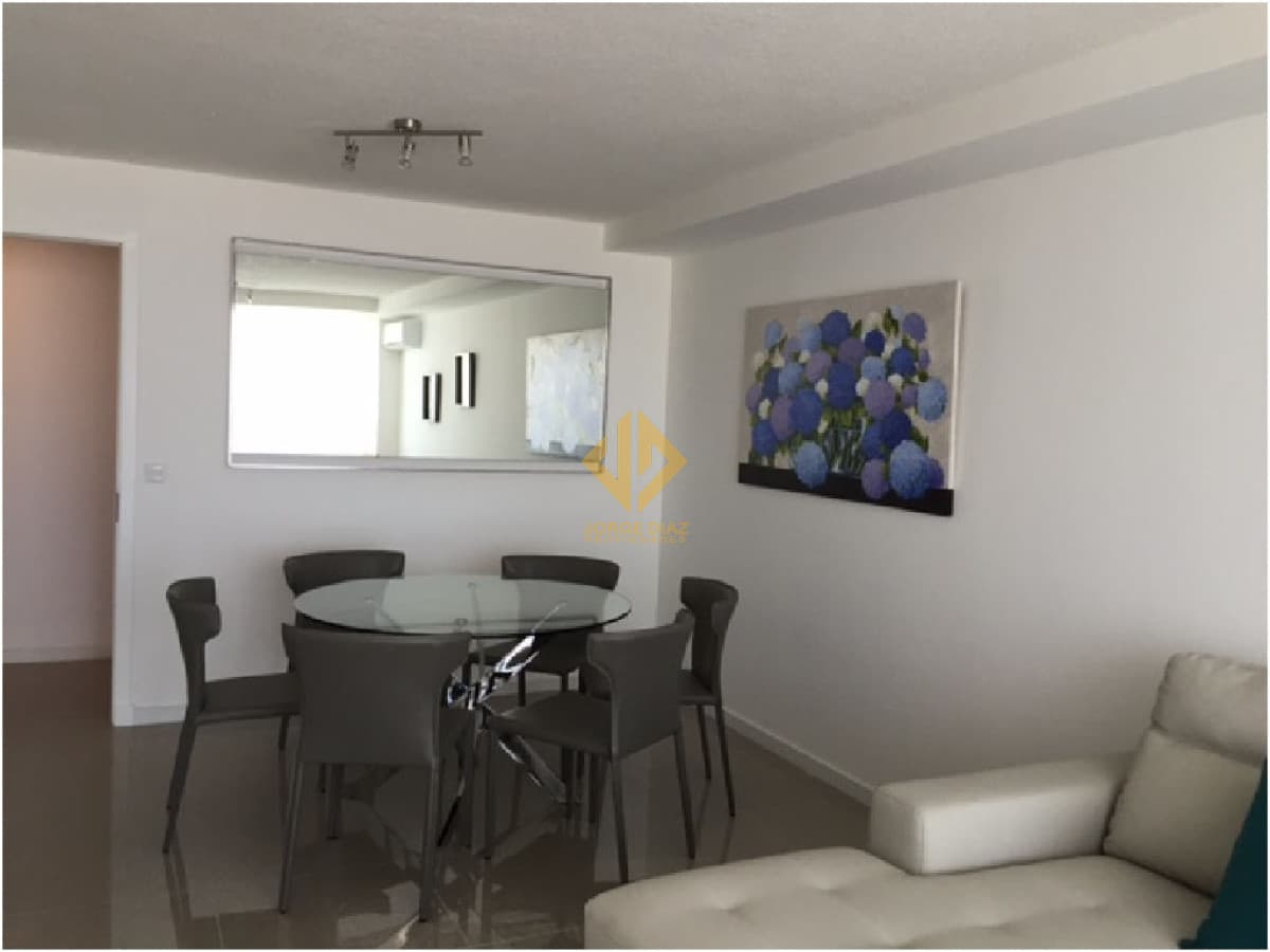 Pent House de un dormitorio con parrillero propio en planta alta