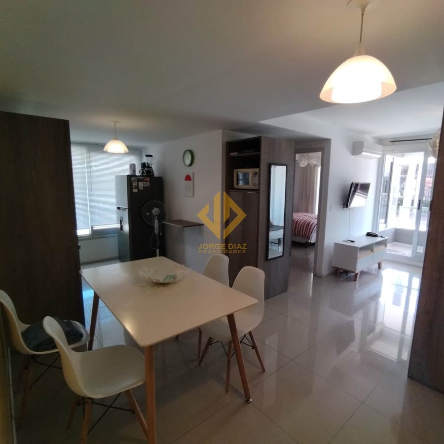 En Altos de Puerto de Punta del Este y cerca de Avda. Gorlero