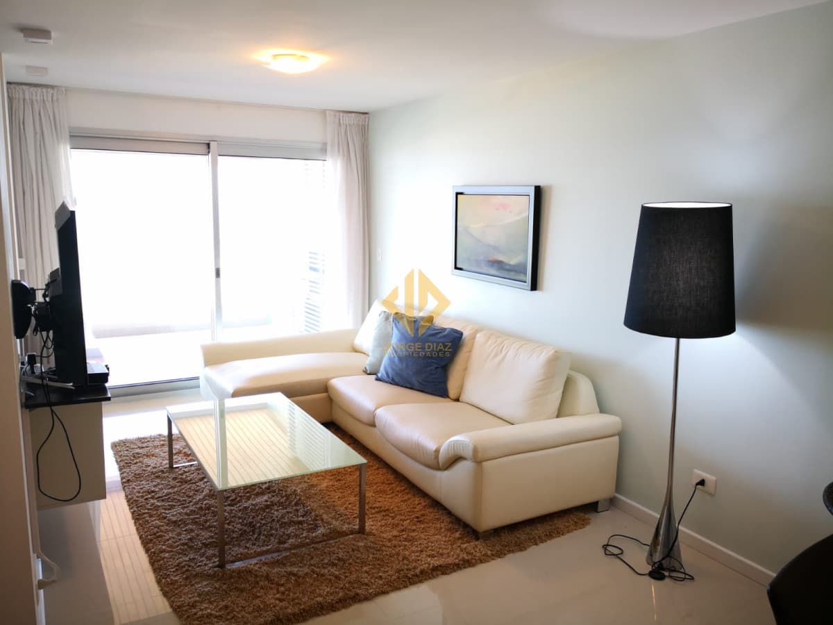 Alquiler Temporada Apartamento 2 Dormitorios Icon Brava Punta Del Este
