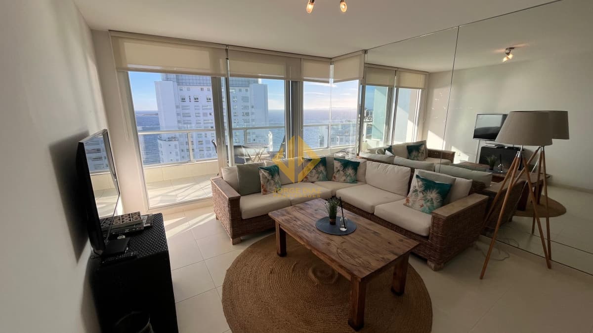 Una de las mejores torres de playa Mansa, a una cuadra del mar