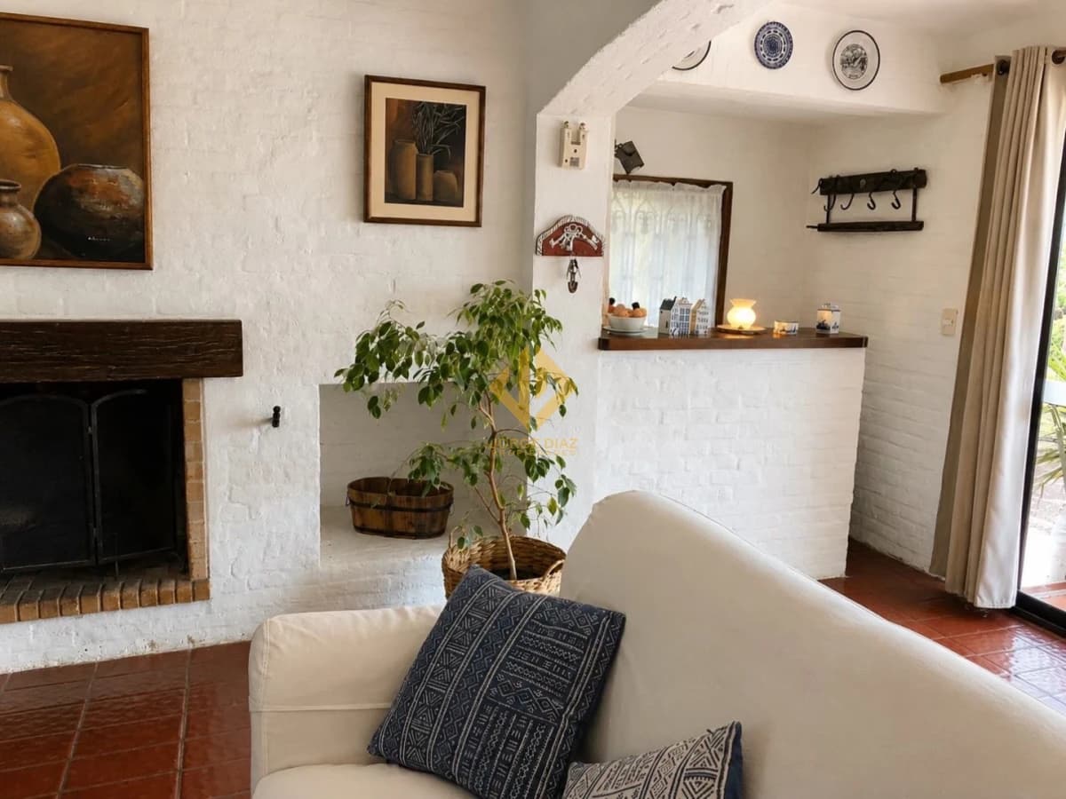 Chalet “Mi Refugio” en Pinares – Punta del Este