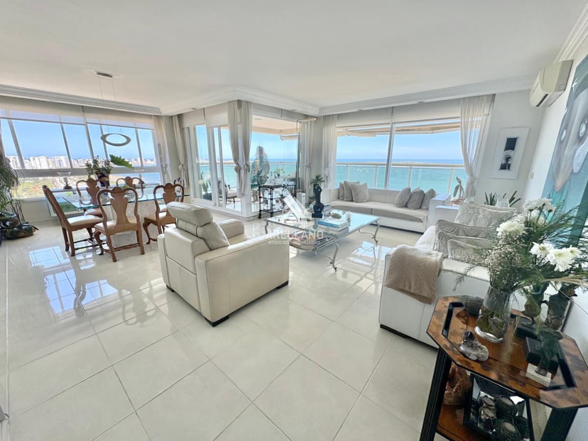Apartamento ID.6057 - Le Jardin - Piso Alto Esquinero | 3 Suites + Dependencia | Palier Privado