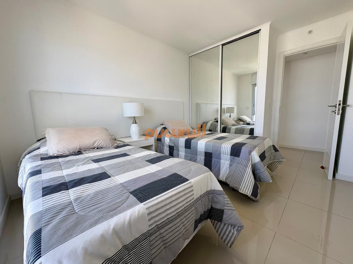 ? PISO ALTO — Apartamento 2 dormitorios en Wind Tower