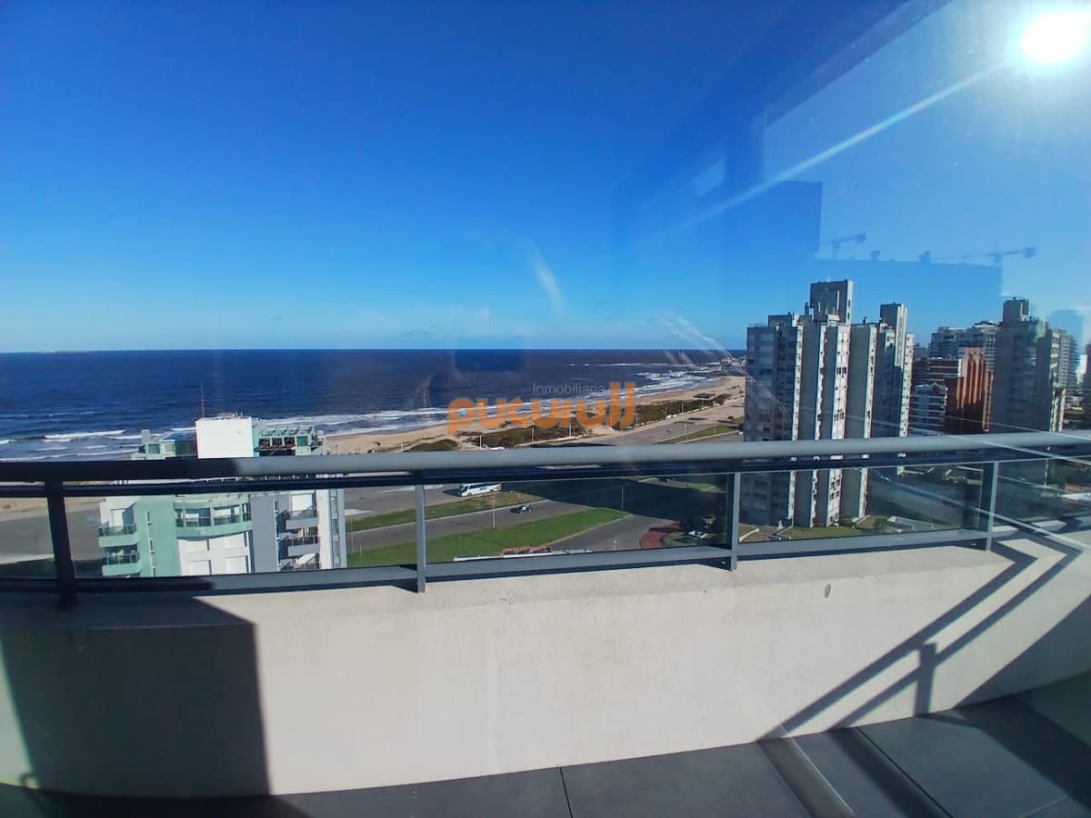 Penthouse de 2 dorm. en Torre Gauguin en Siglo Sol II