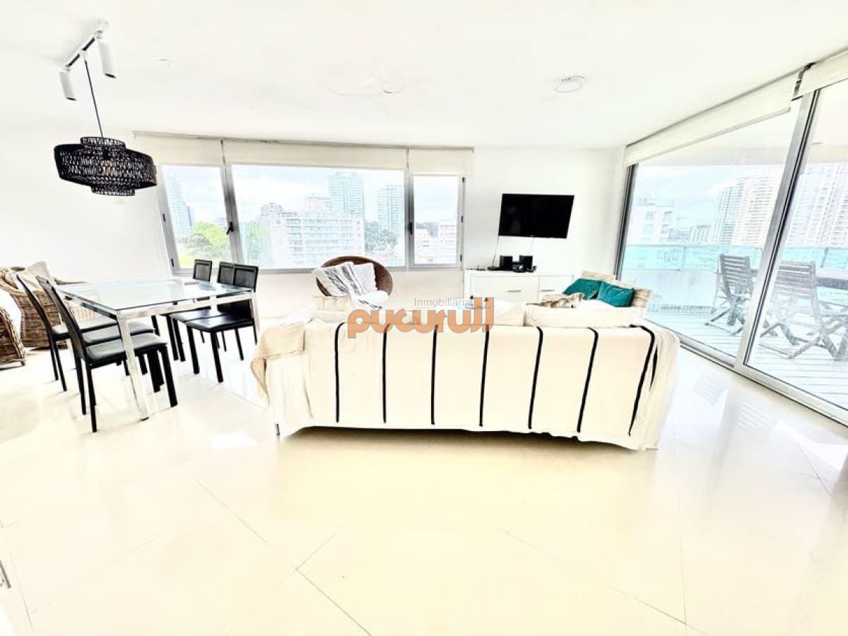 PENTHOUSE A METROS DE LA BRAVA