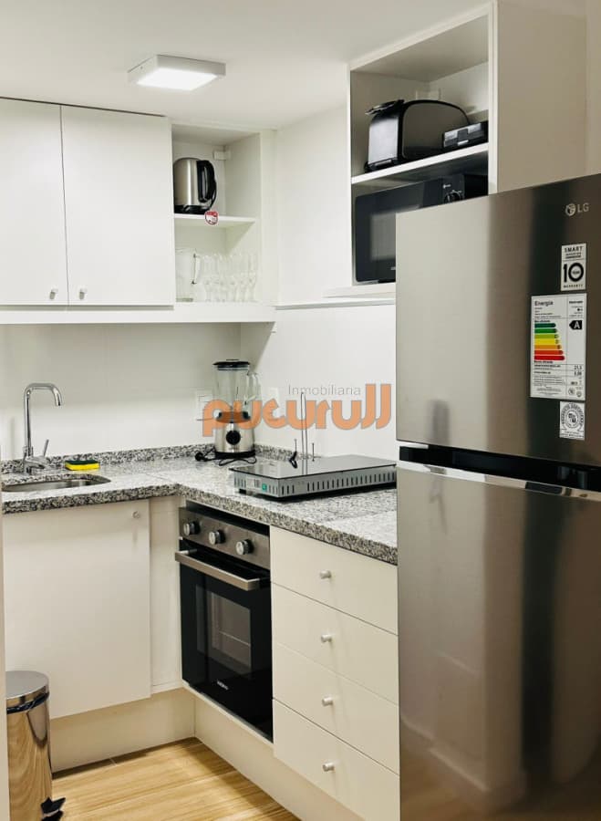 ✨ Piso Alto · 1 dormitorio · Vista panorámica