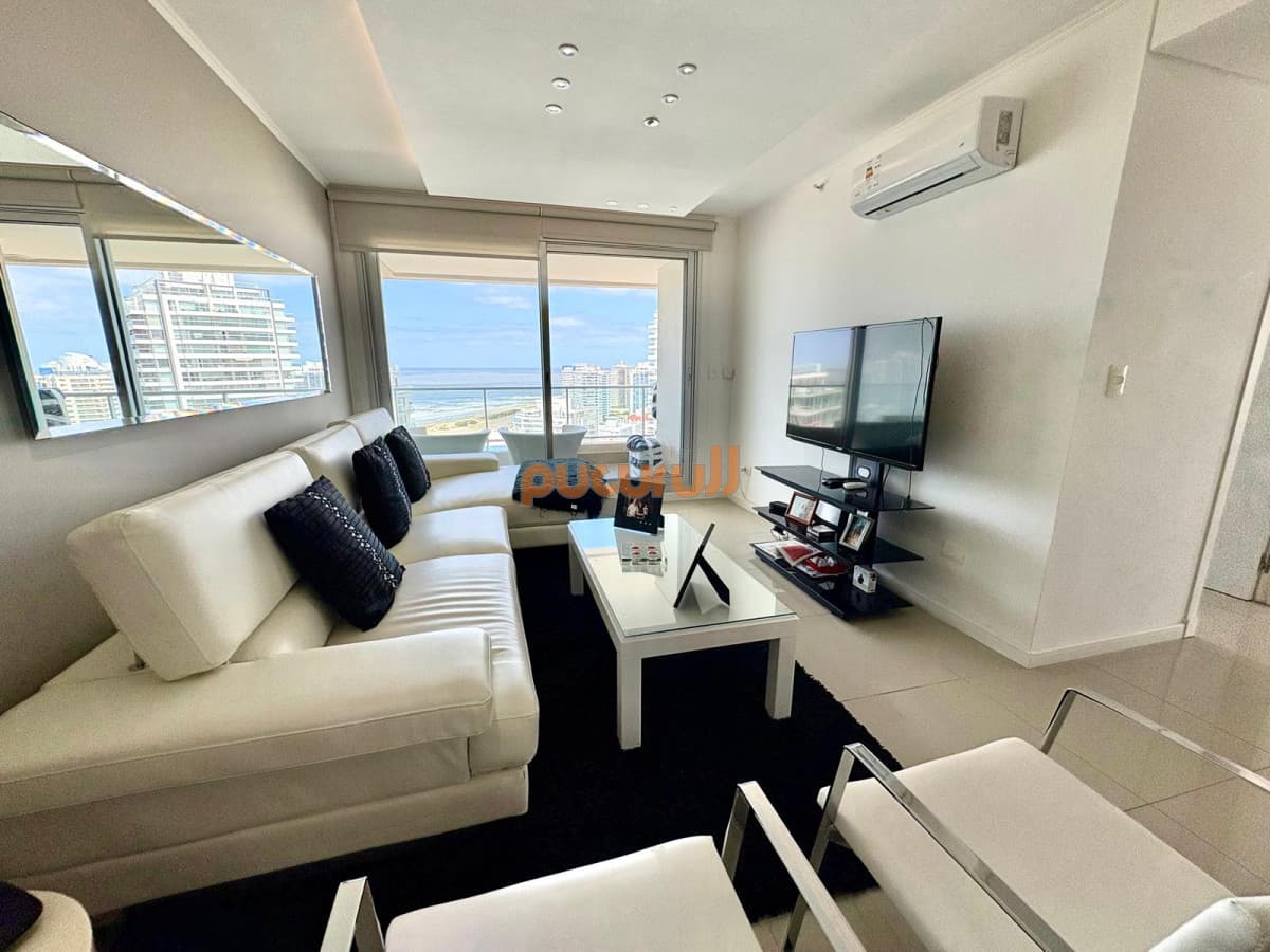 ? PISO ALTO — Apartamento 2 dormitorios en Wind Tower