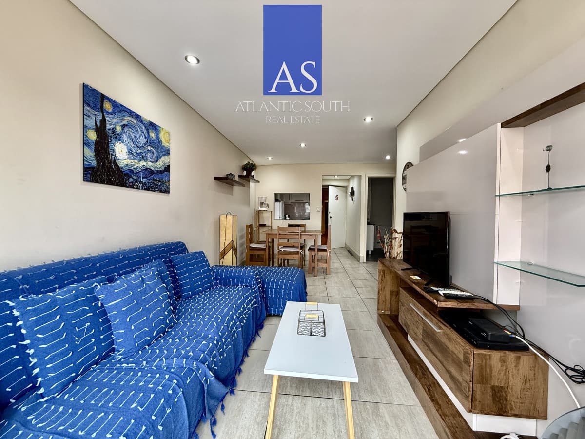 Apartamento  1 dormitorio y medio reciclado con garage en la Península Punta del Este