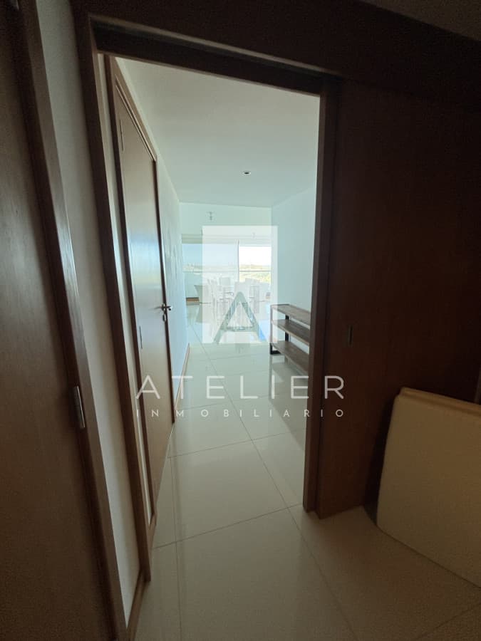 Apartamento esquinero en Blue Bird de 3 suite. Playa Brava - Punta del Este
