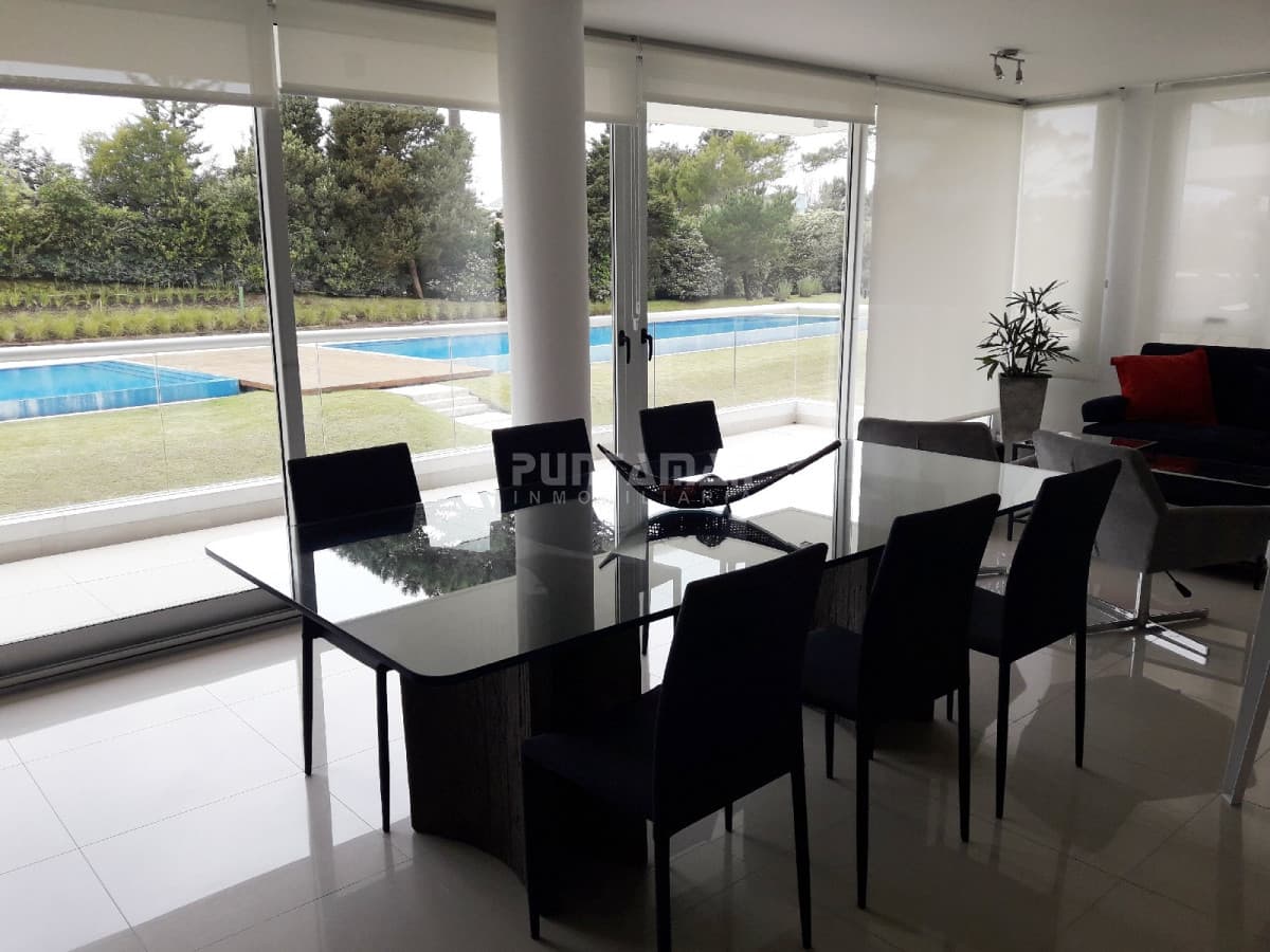 Apartamento ID.211667 - APARTAMENTO DE 2 DORMITORIOS EN SUITE Y TERRAZA CON PARRILLERO PROPIO