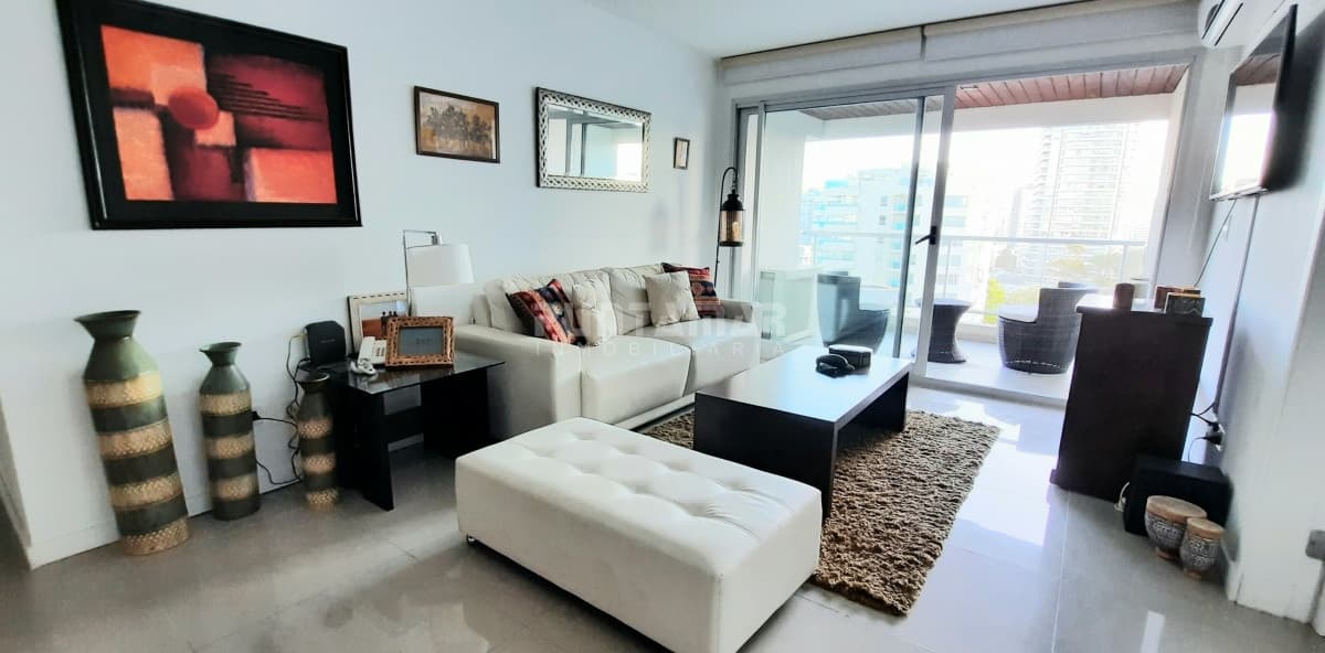 DEPARTAMENTO DE 2 DORMITORIOS EN PLAYA BRAVA   -