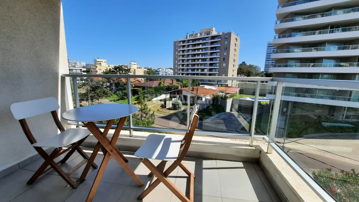 DEPARTAMENTO DE 2 DORMITORIOS EN LA BRAVA  -