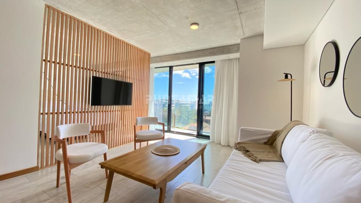 ESPECTACULAR APARTAMENTO EN ALQUILER EDIFICIO SURFSIDE  -