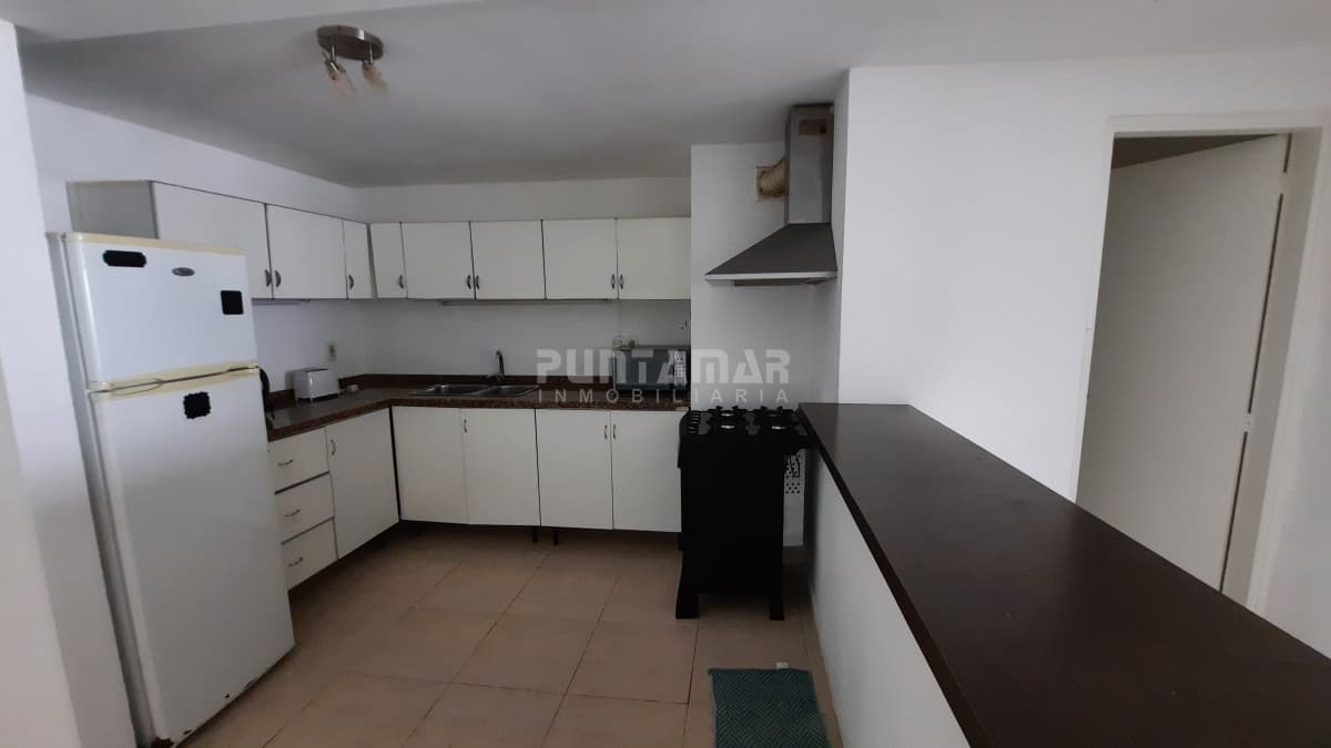 Apartamento ID.212986 - DEPARTAMENTO DE 3 DORMITORIOS CON VISTA AL MAR