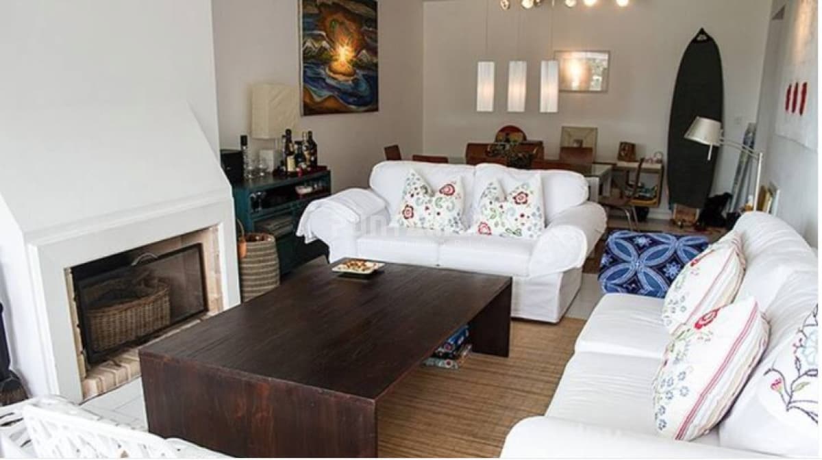Apartamento ID.212329 - CONFORTABLE Y CALIDO APARTAMENTO A LA VENTA FRENTE AL MAR , UBICADO EN PRDA 39 DE PLAYA BRAVA