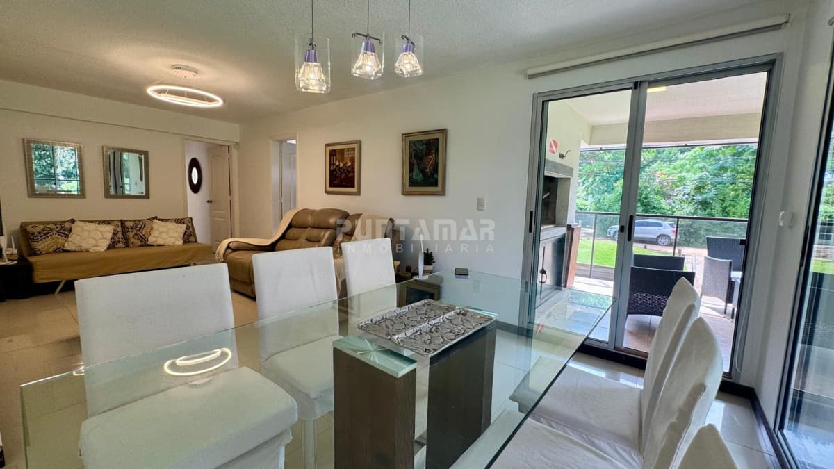 Apartamento ID.213856 - VENTA Y ALQUILER APARTAMENTO DE 2 DORMITORIOS A UNA CUADRA DEL MAR