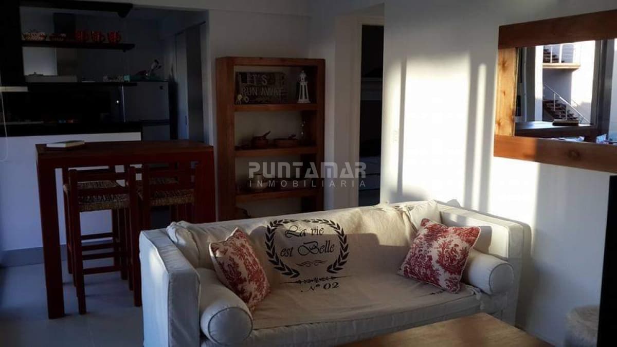 ALQUILER DE DEPARTAMENTO EN LA BARRA A METROS DEL MAR  -