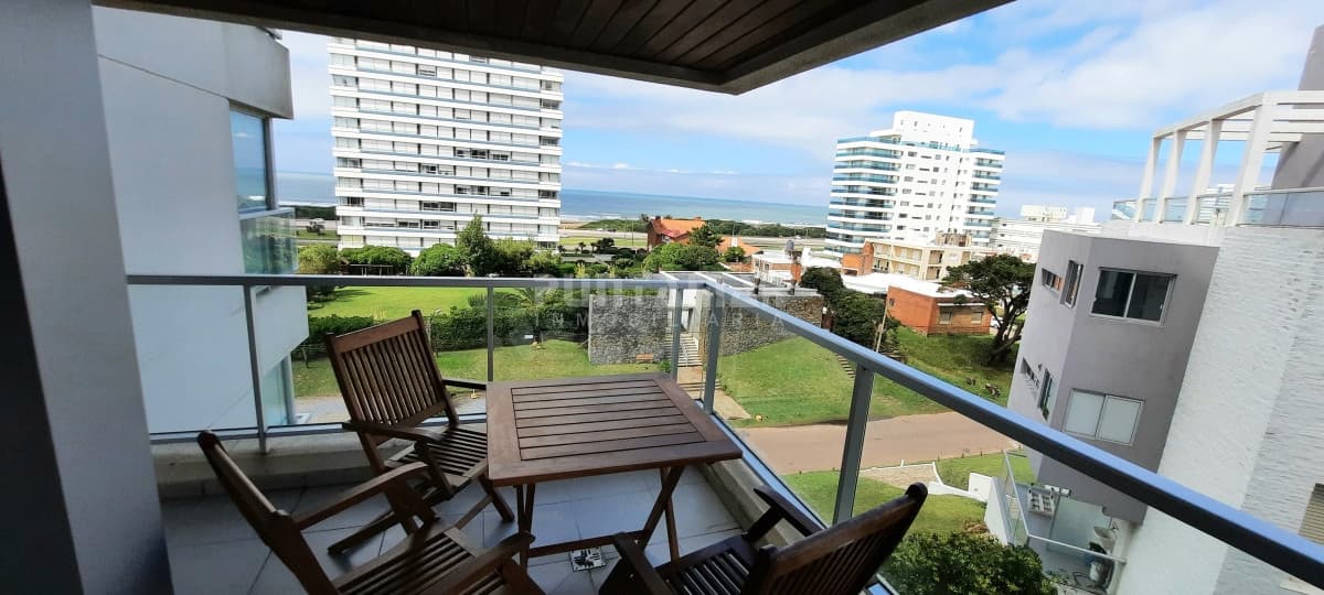 DEPARTAMENTO DE 2 DORMITORIOS EN LA BRAVA  -