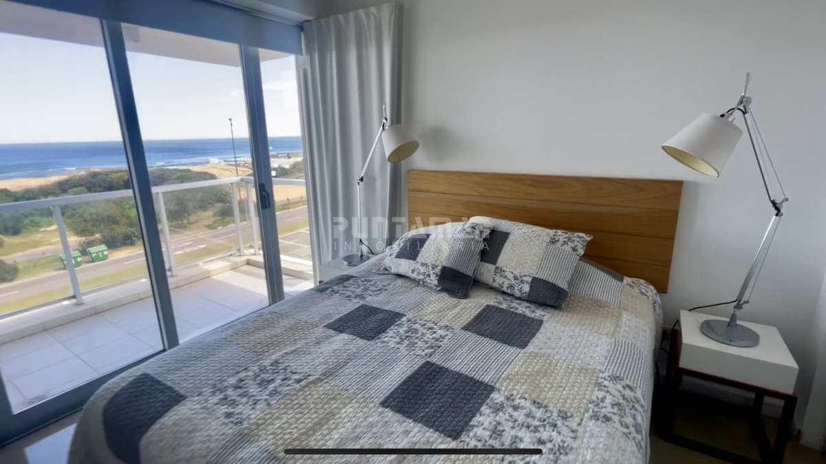 ALQUILER APARTAMENTO DUPLEX 3 SUITES PRIMERA LINEA EN RINCON DEL INDIO  -