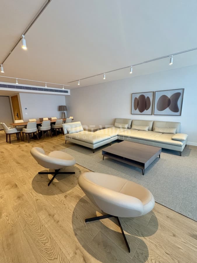 Apartamento ID.213933 - TRUMP TOWER PUNTA DEL ESTE – EXCLUSIVO APARTAMENTO FRENTE AL MAR