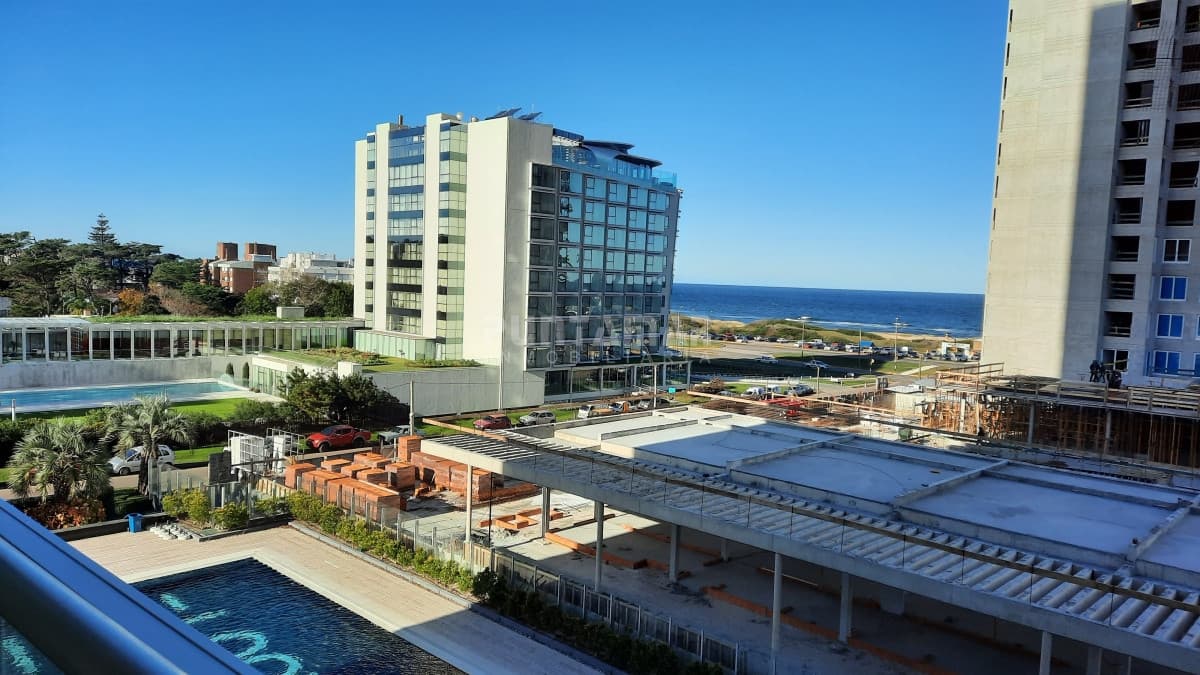 Apartamento ID.212222 - DEPARTAMENTO EN EDIFICIO DE CATEGORIA CON VISTA AL MAR