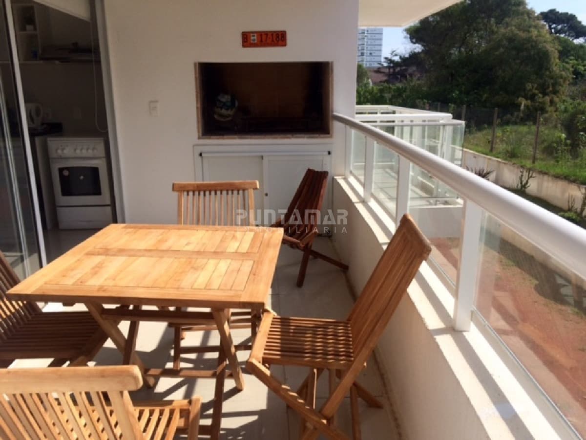 Apartamento en Aidy Grill, 2 dormitorios *  -