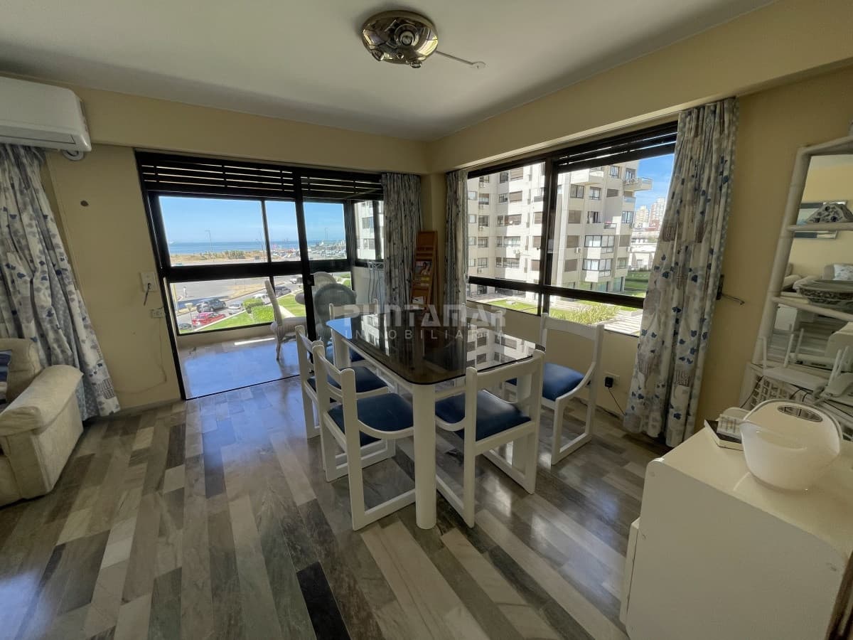 Departamento en alquiler Parquemar  -