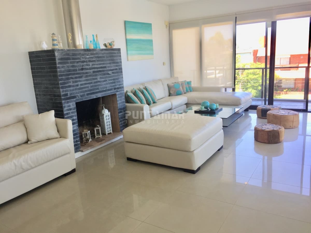 Departamento en alquiler en Bikini, Manantiales  -