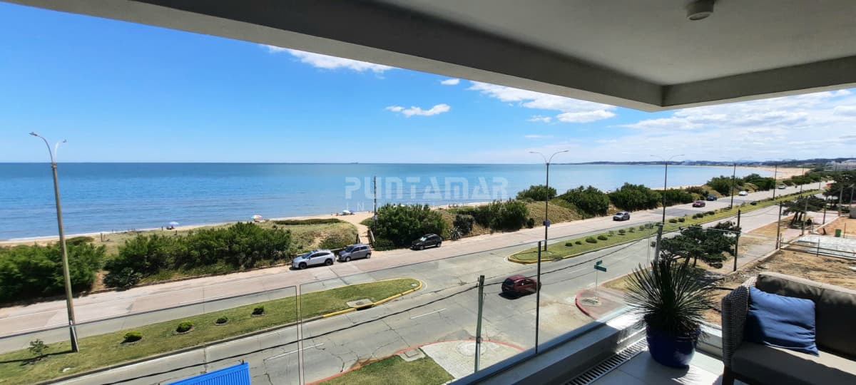 EXCLUSIVO DEPARTAMENTO DE 3 DORMITORIOS EN SUITE EN LA MANSA  -