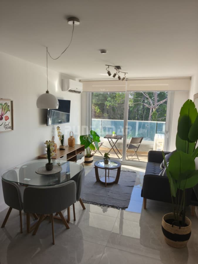 ALQUILER ANUAL DEPARTAMENTO DE DOS DORMITORIOS  -