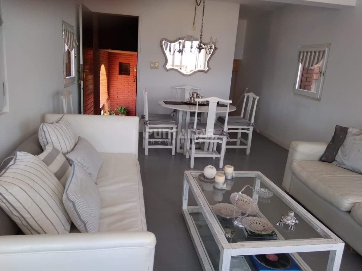 APARTAMENTO DE DOS DORMITORIOS EN TERRAZAS DE MANANTIALES   -