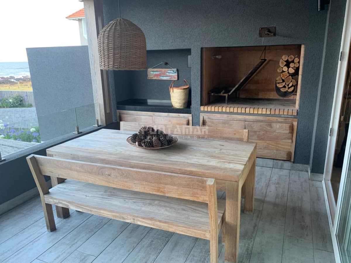 APARTAMENTO EN ALQUILER INVERNAL Y TEMPORAL, FRENTE AL MAR EN LA BARRA   -