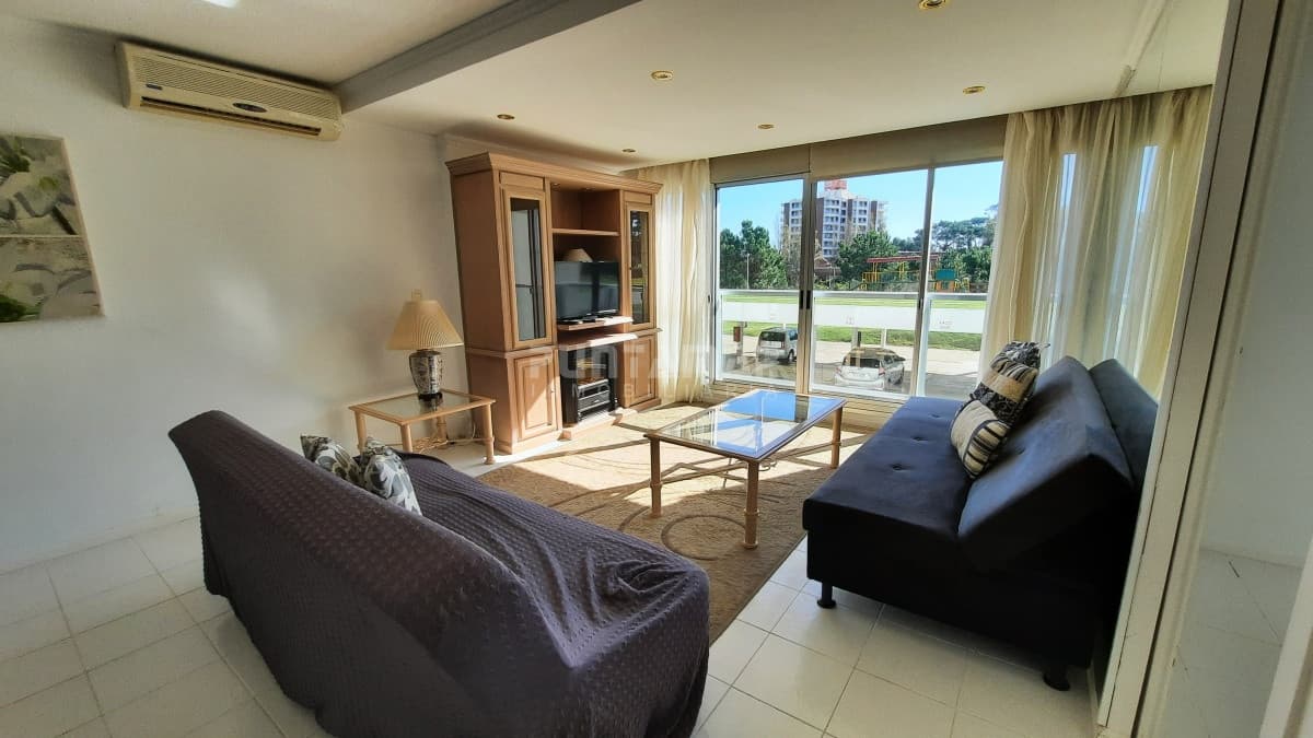 DEPARTAMENTO DE 2 DORMITORIOS EN LA MANSA  -